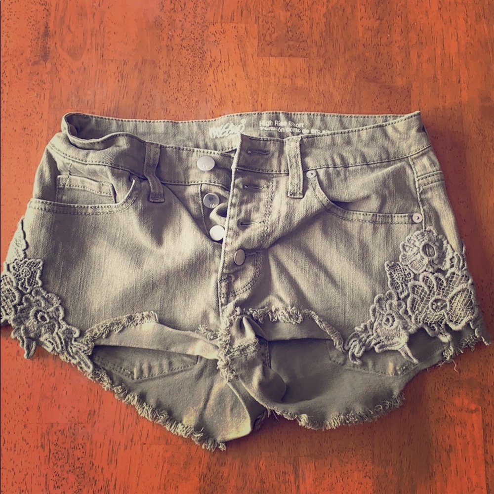 High rise shorts